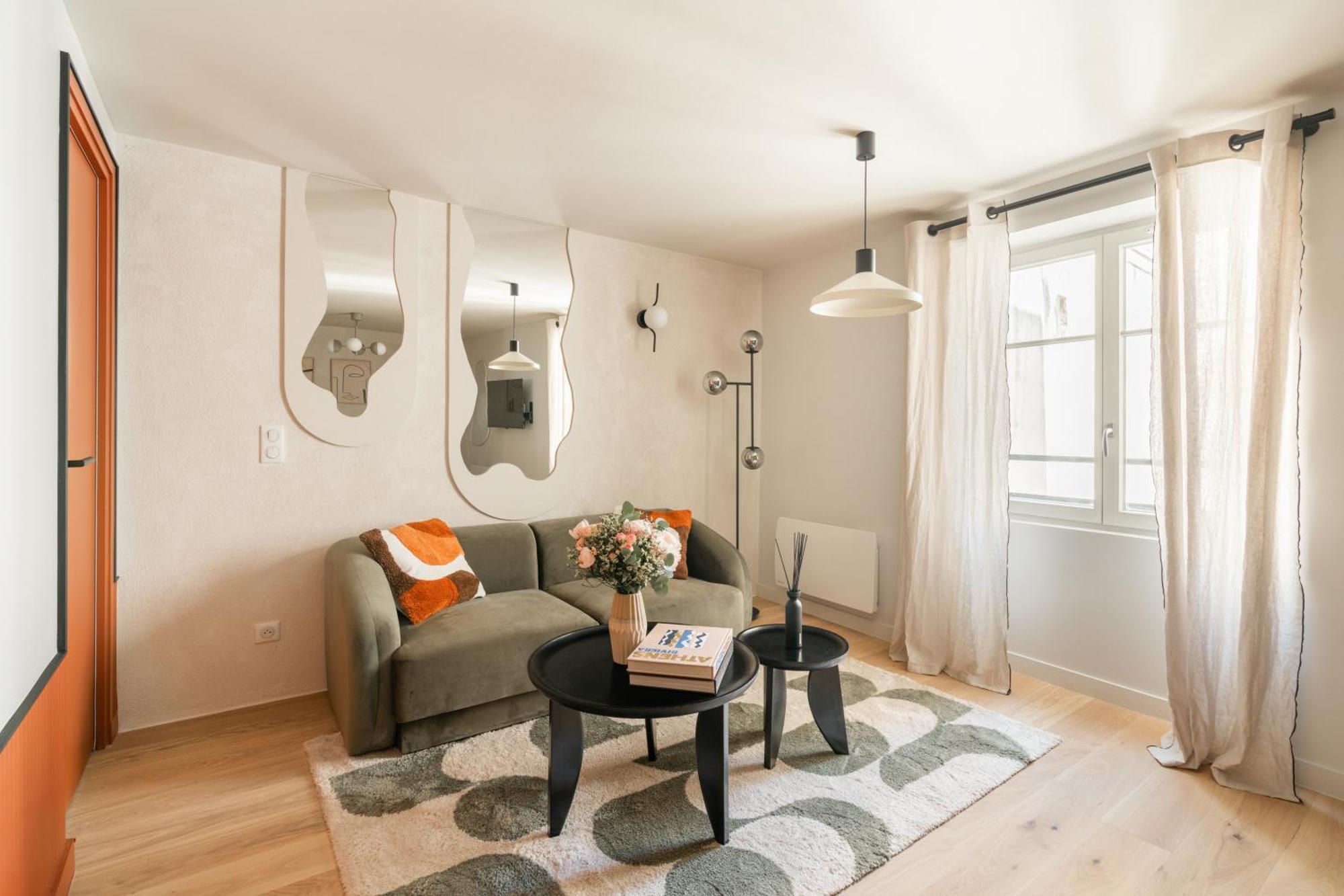 Sereners Apartments In Montorgueil - Rue Saint-Denis パリ エクステリア 写真