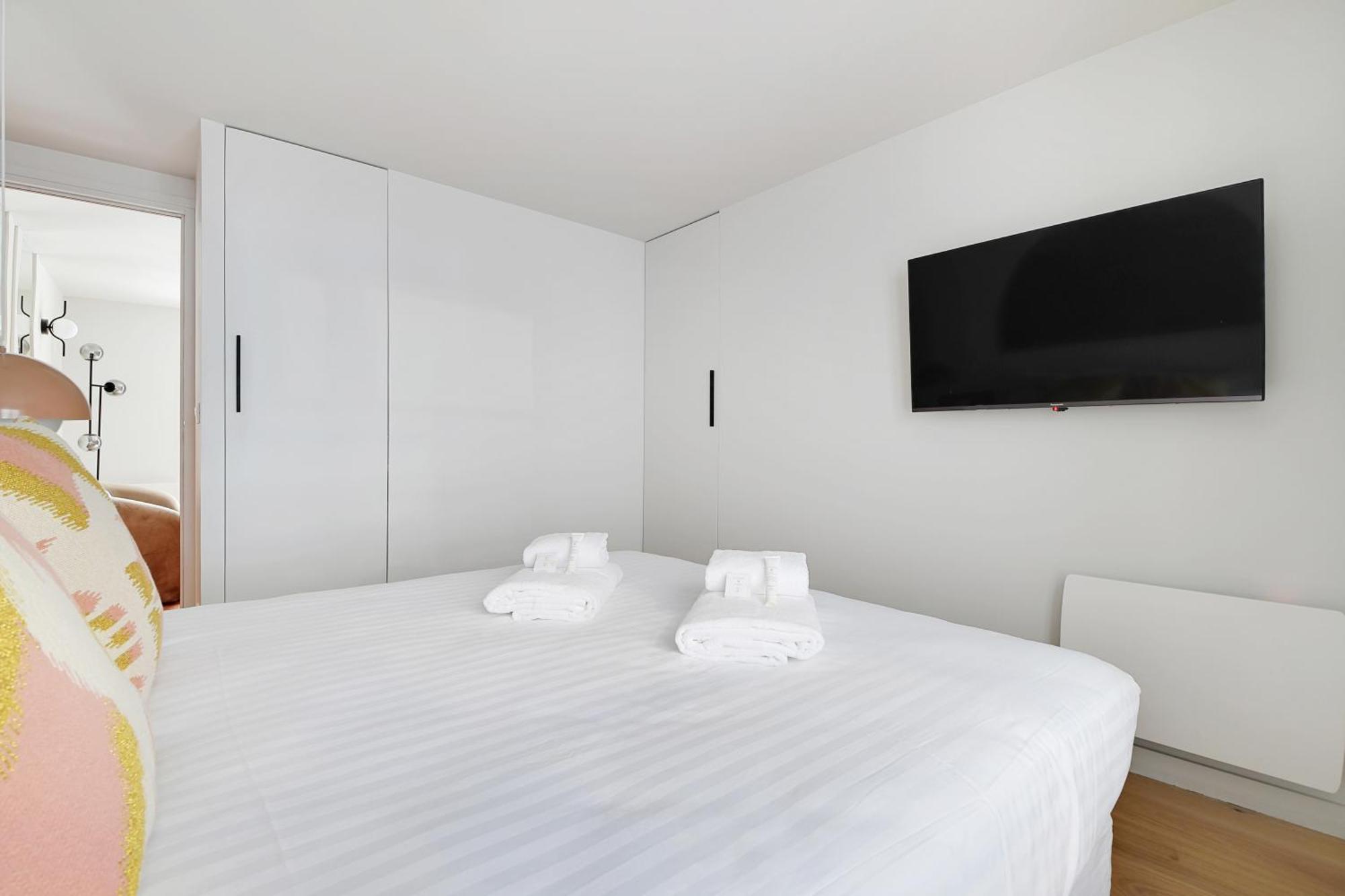 Sereners Apartments In Montorgueil - Rue Saint-Denis パリ エクステリア 写真